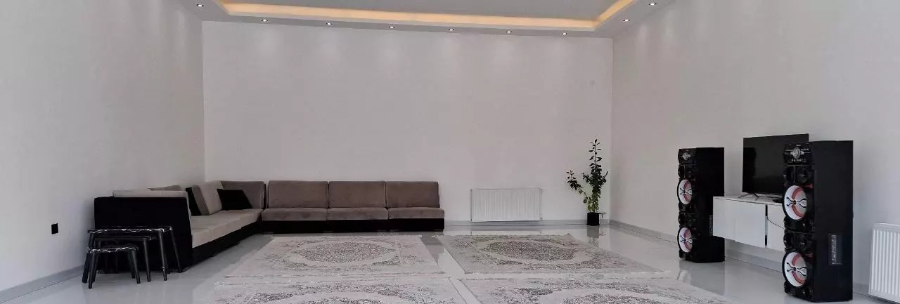 ویلا استخردار